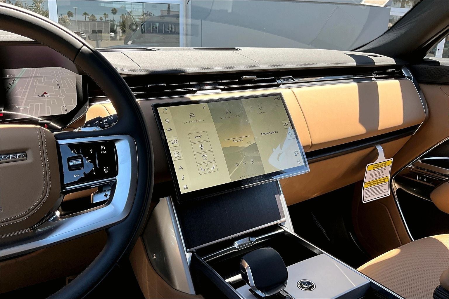 2026 Land Rover Range Rover SE LWB