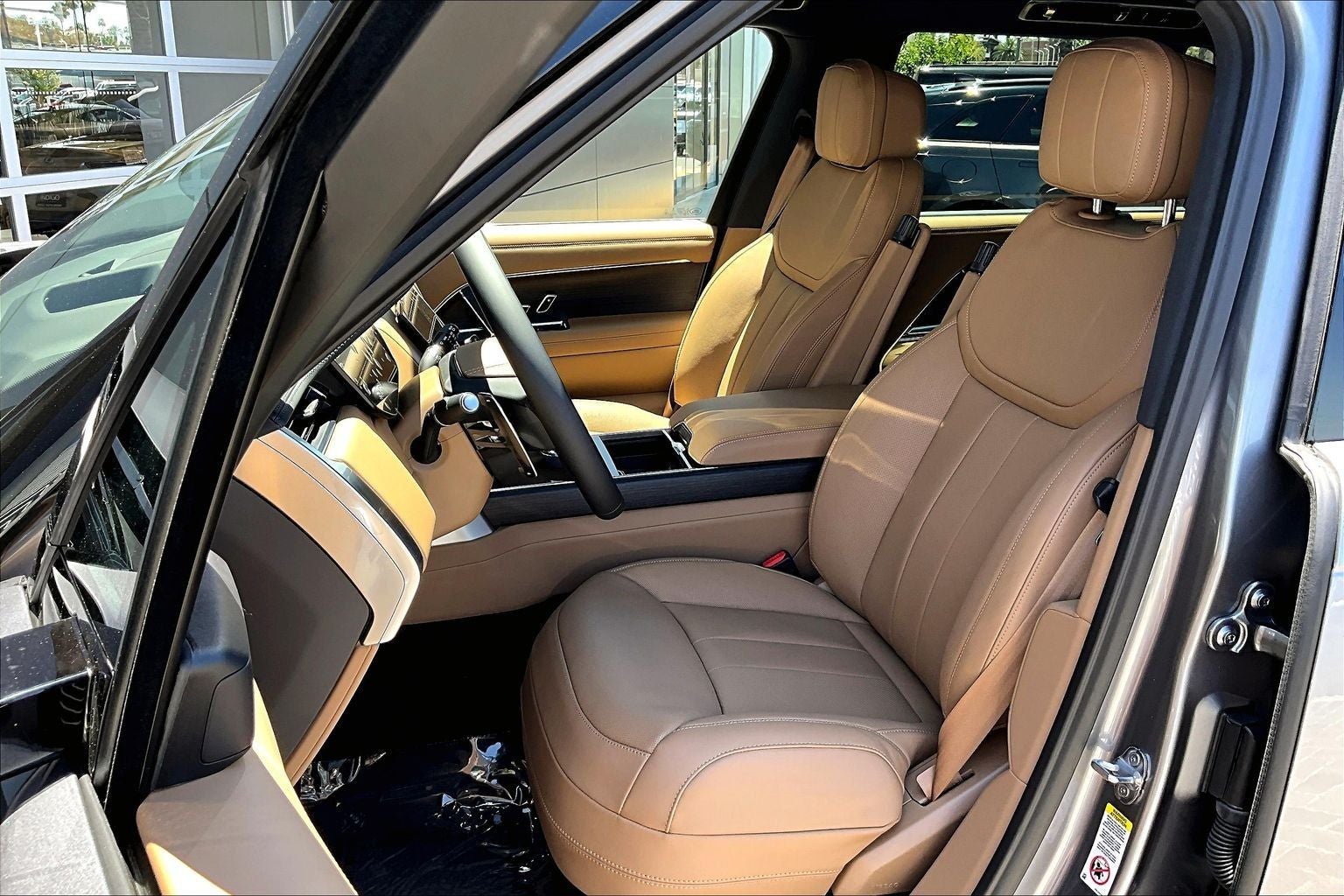 2026 Land Rover Range Rover SE LWB