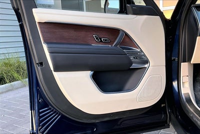 2023 Land Rover Range Rover SE LWB