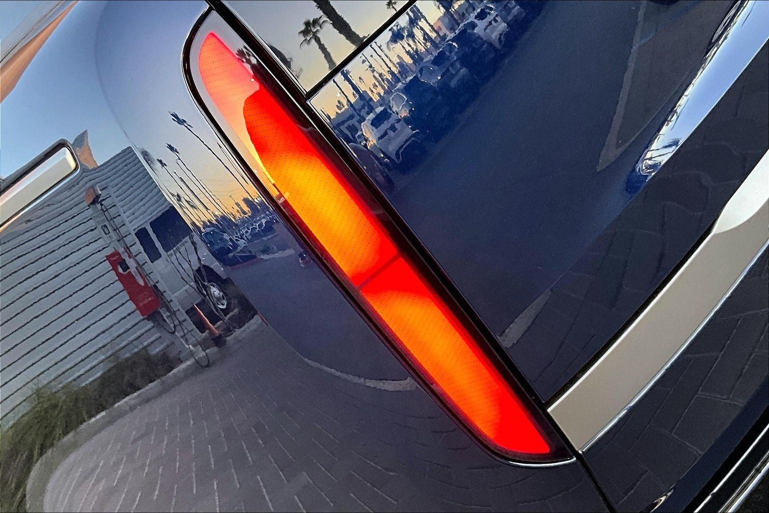 2023 Land Rover Range Rover SE LWB