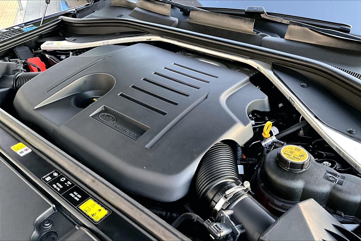 2023 Land Rover Range Rover SE LWB