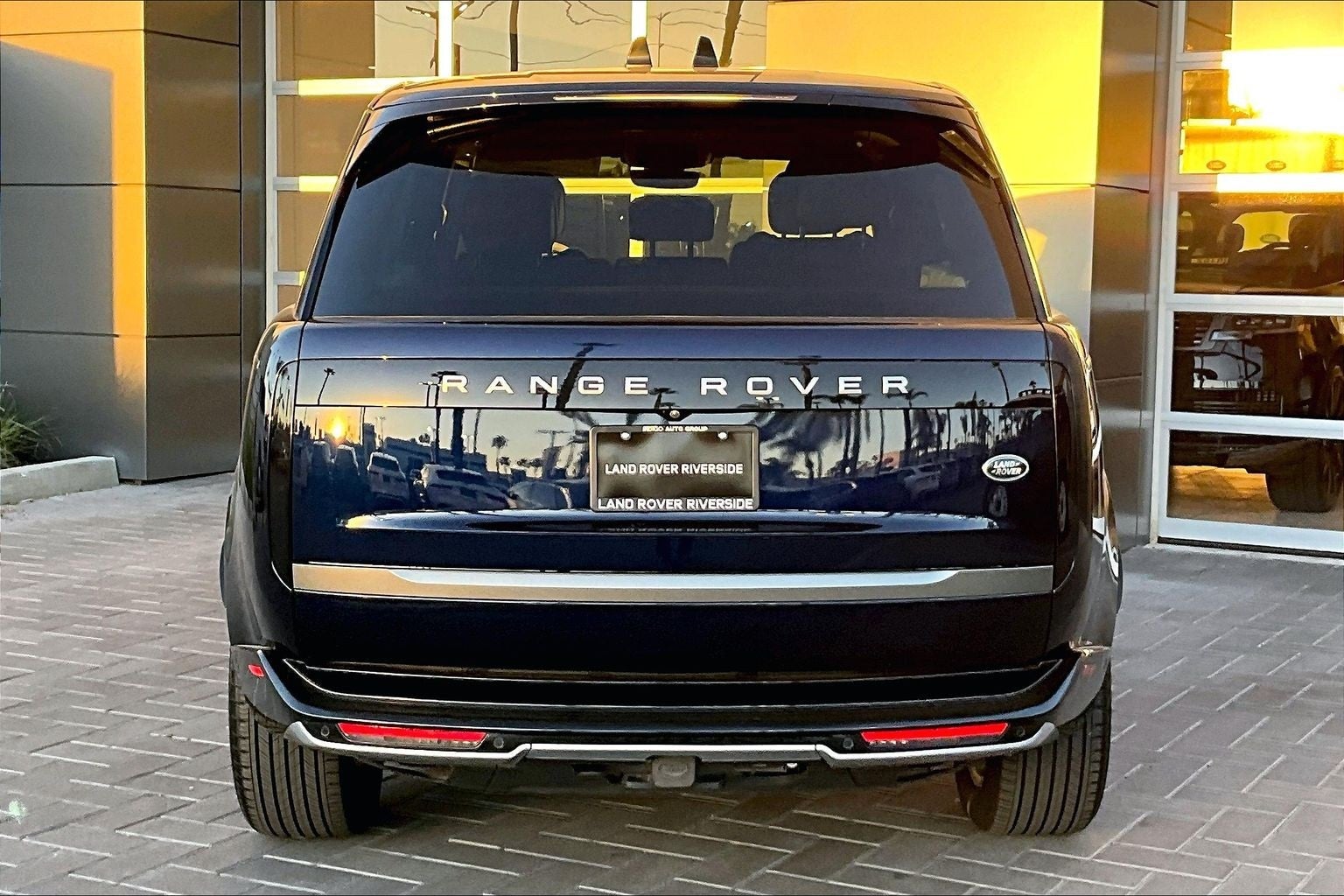 2023 Land Rover Range Rover SE LWB