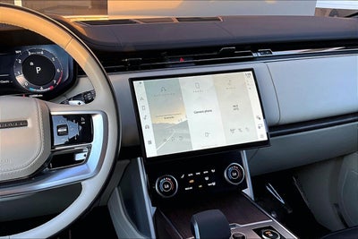 2023 Land Rover Range Rover SE LWB