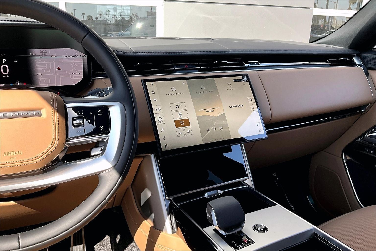 2026 Land Rover Range Rover SE LWB