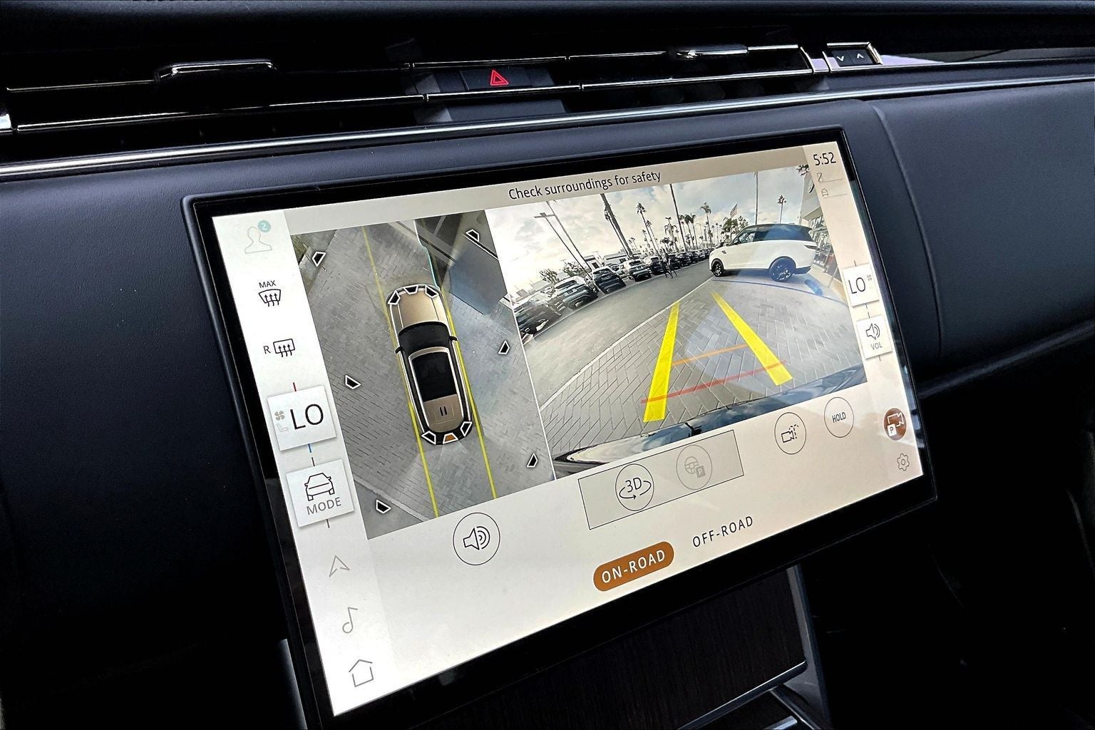 2025 Land Rover Range Rover SE LWB