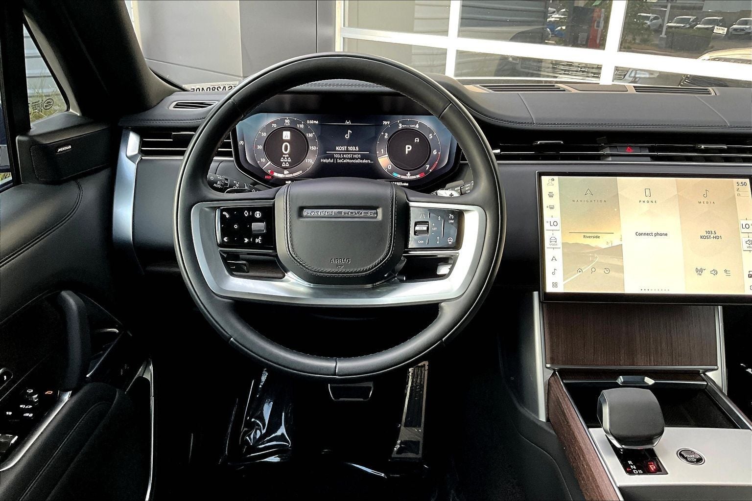 2025 Land Rover Range Rover SE LWB