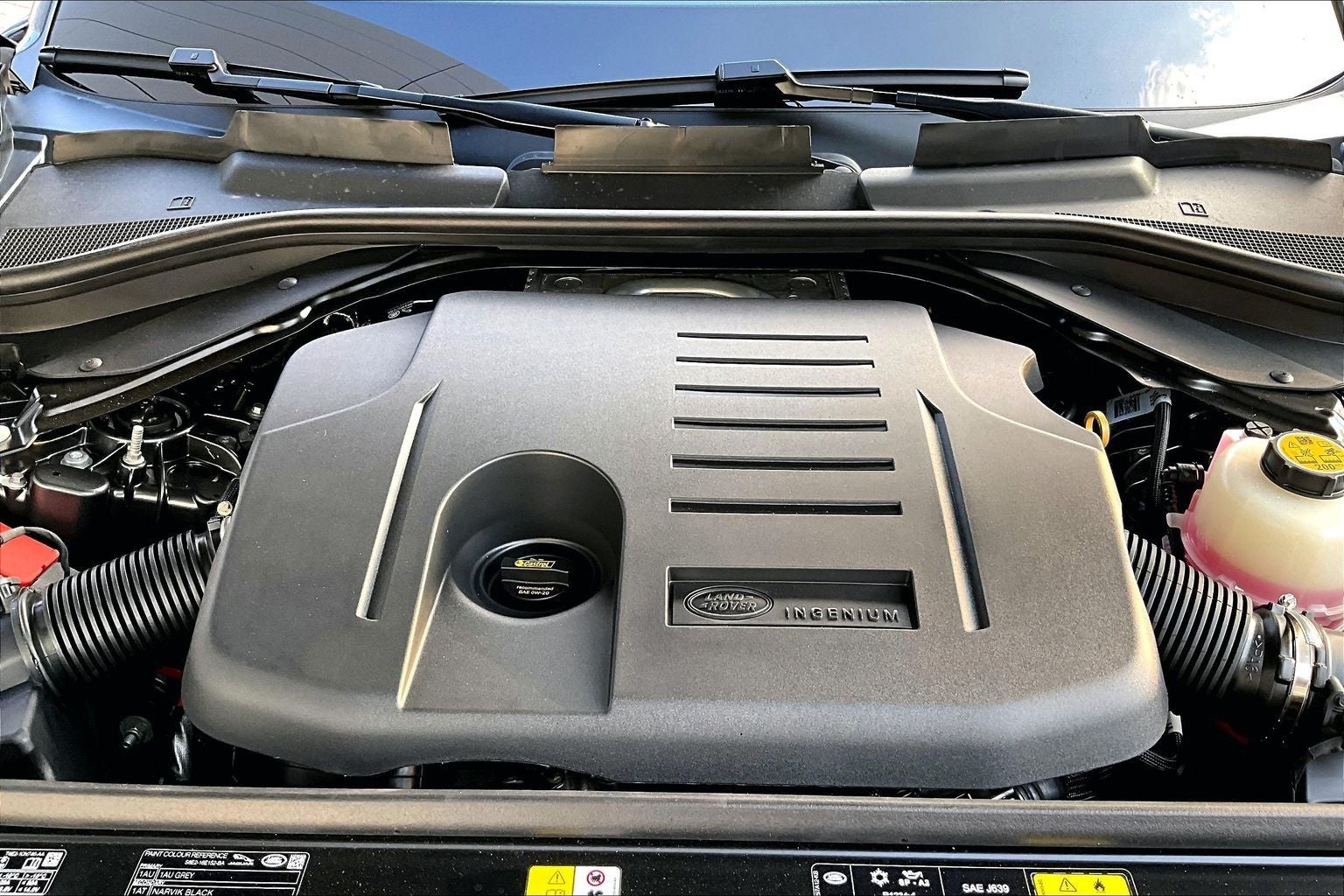 2027 Land Rover Range Rover SE LWB