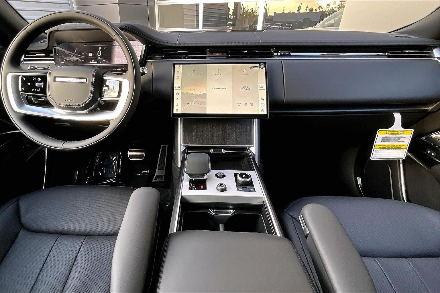 2027 Land Rover Range Rover SE LWB