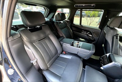 2023 Land Rover Range Rover SV