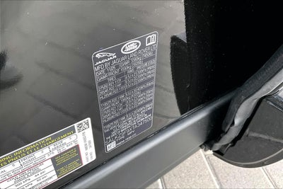 2026 Land Rover Range Rover SV