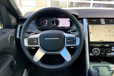 2024 Land Rover Discovery S