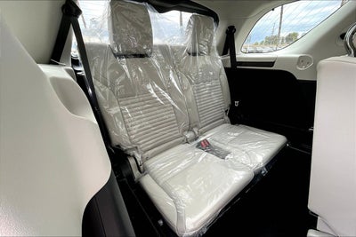 2025 Land Rover Discovery Dynamic SE