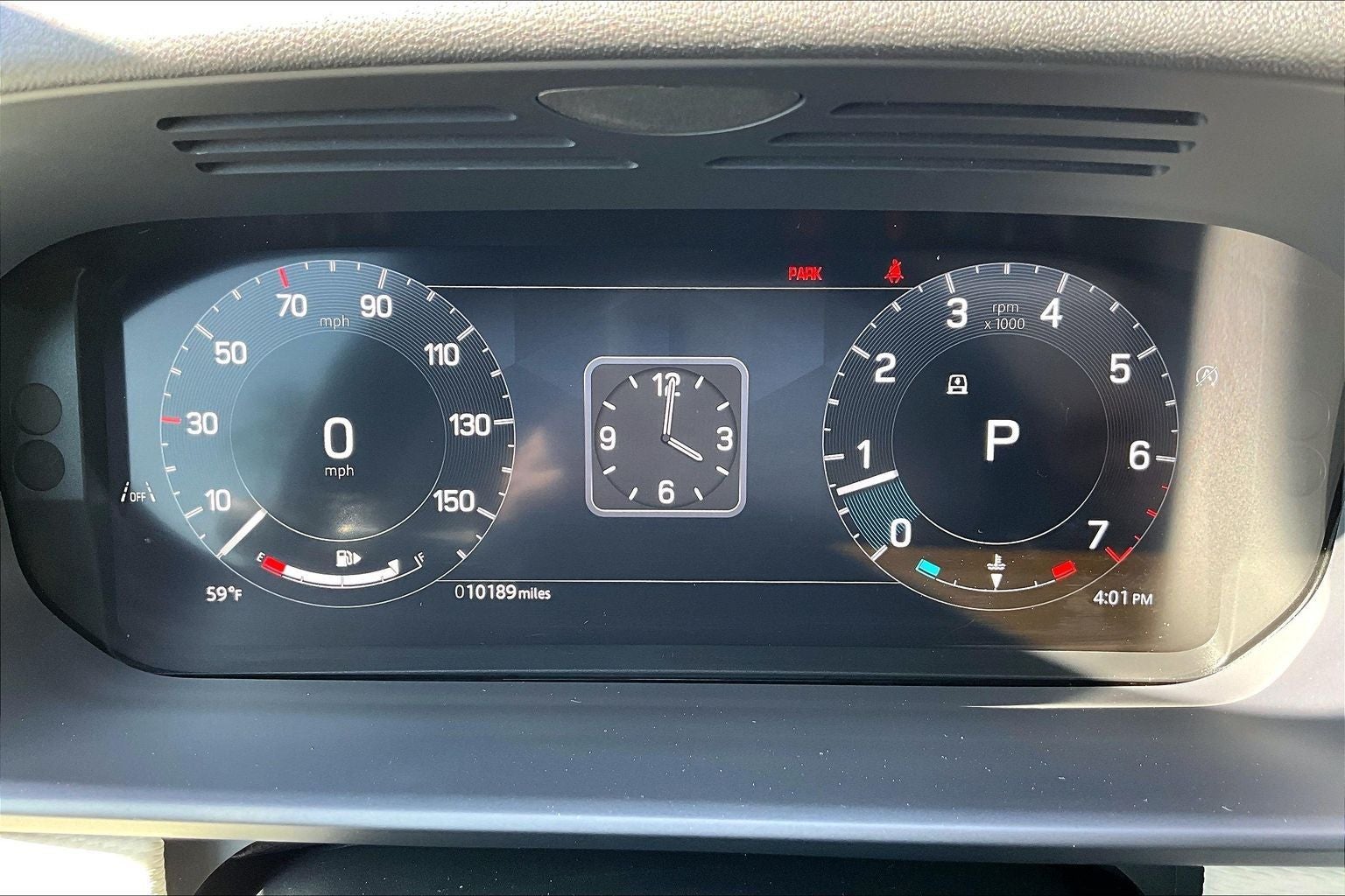 2025 Land Rover Discovery Dynamic SE