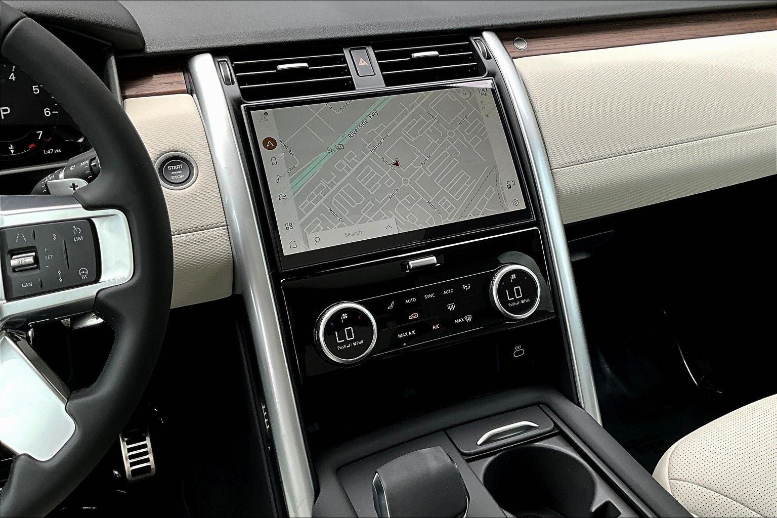 2025 Land Rover Discovery Dynamic SE