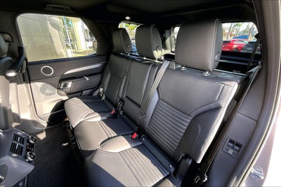 2026 Land Rover Discovery Dynamic SE