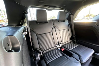 2026 Land Rover Discovery Dynamic SE