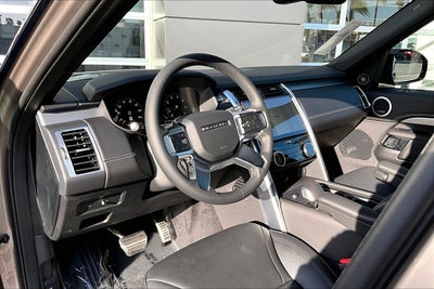 2026 Land Rover Discovery Dynamic SE