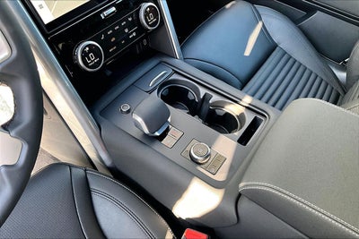 2026 Land Rover Discovery Dynamic SE