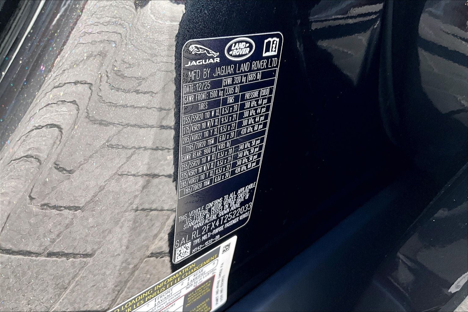 2026 Land Rover Discovery Dynamic SE