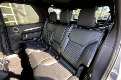 2026 Land Rover Discovery Dynamic SE