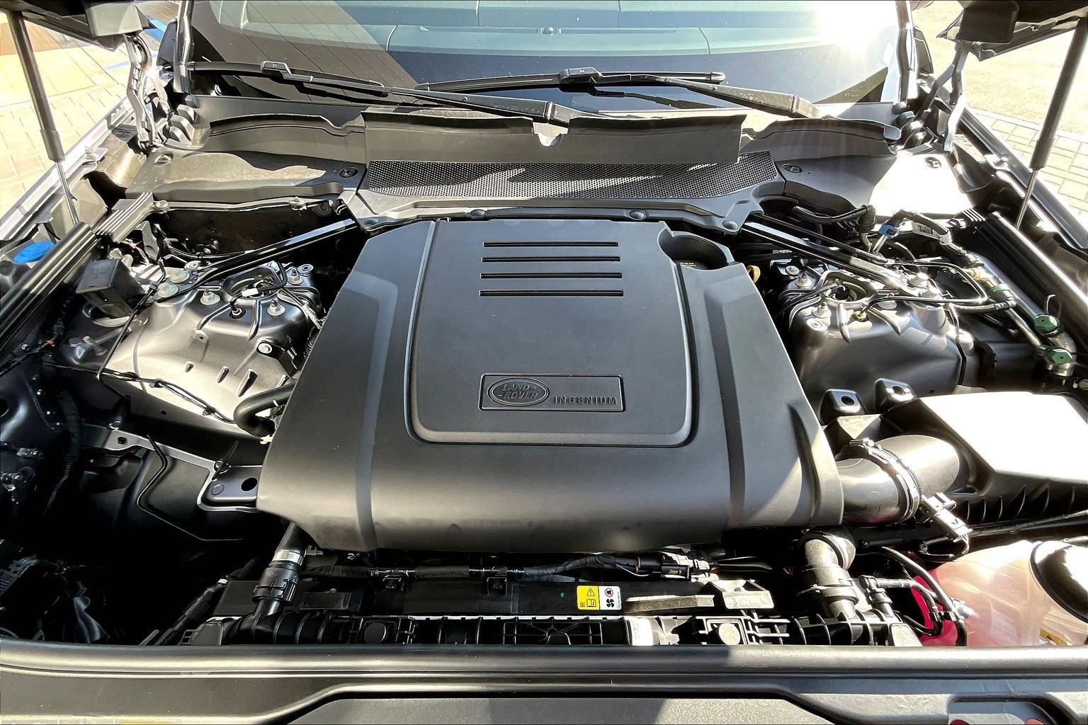 2026 Land Rover Discovery Dynamic SE