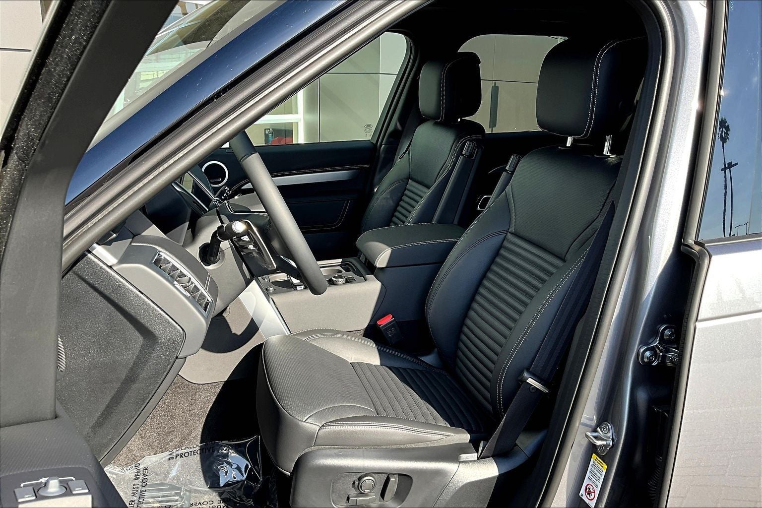 2026 Land Rover Discovery Dynamic SE