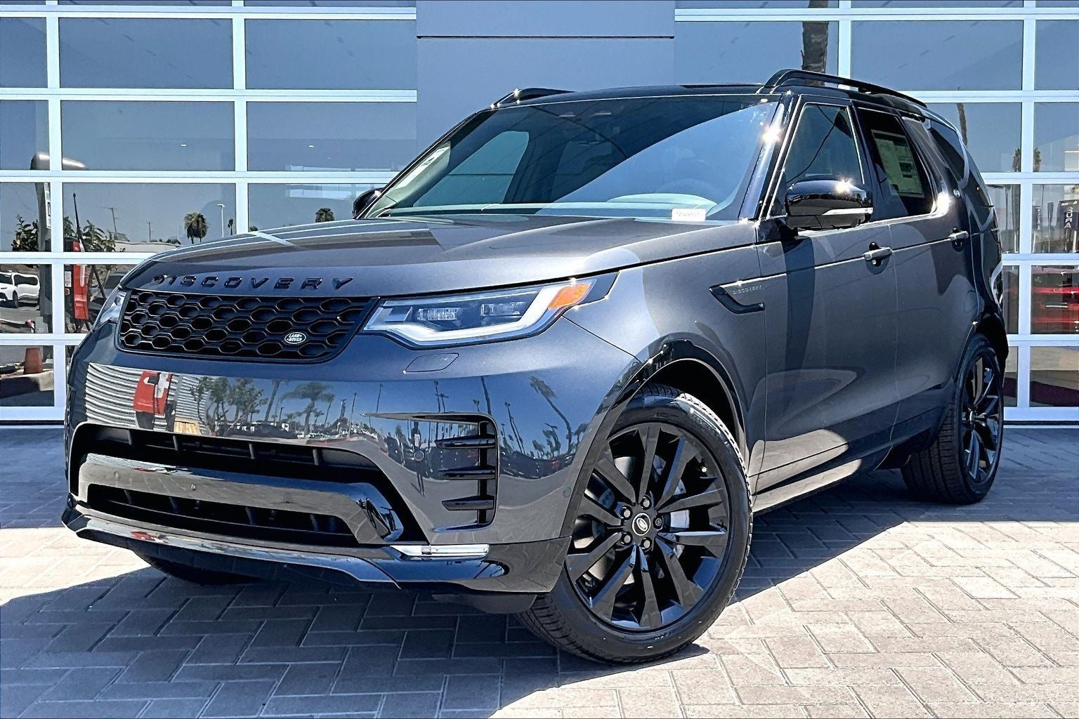 2026 Land Rover Discovery Dynamic SE