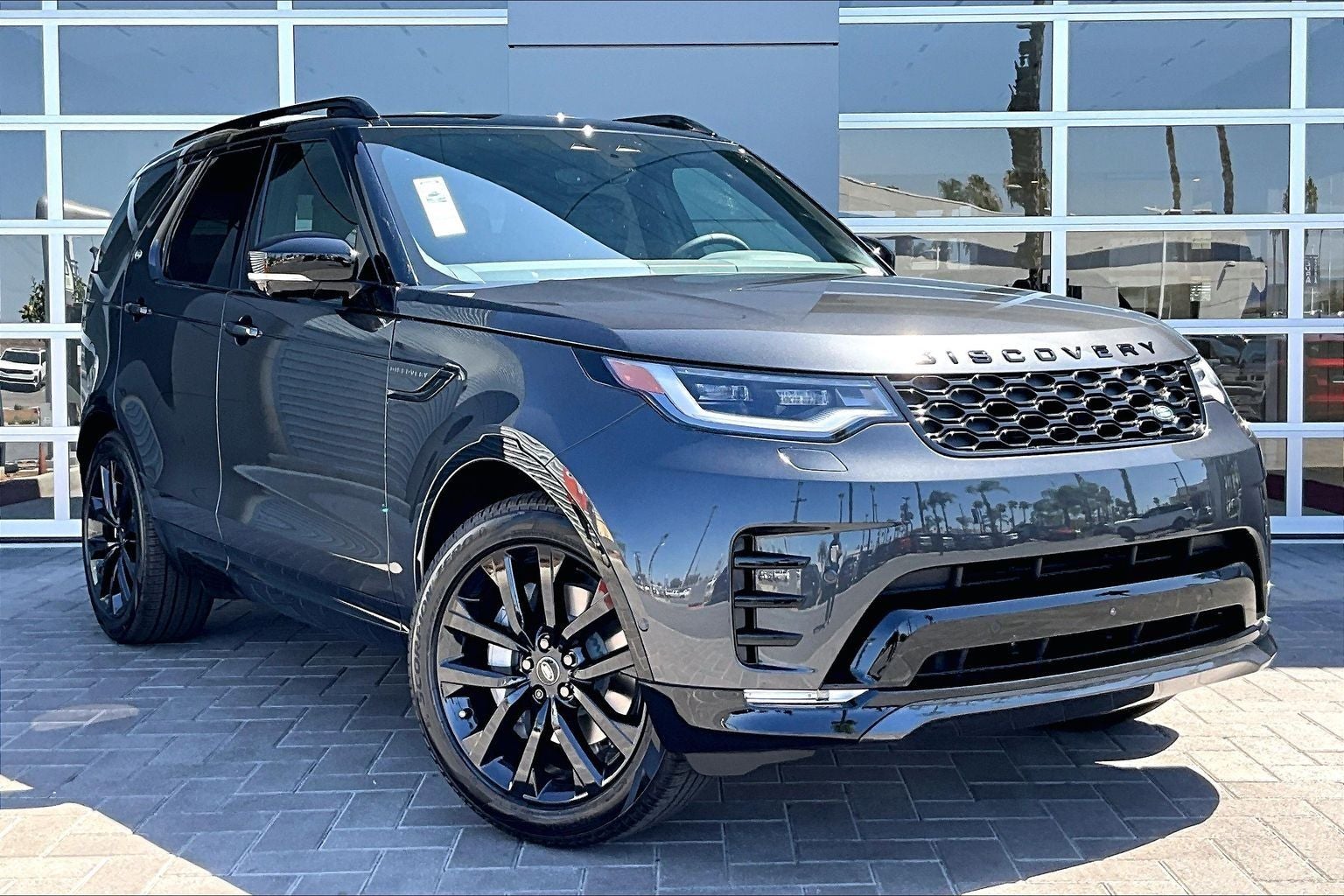 2026 Land Rover Discovery Dynamic SE
