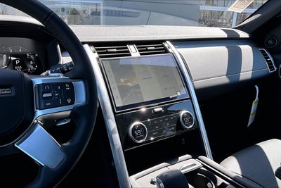 2026 Land Rover Discovery Dynamic SE
