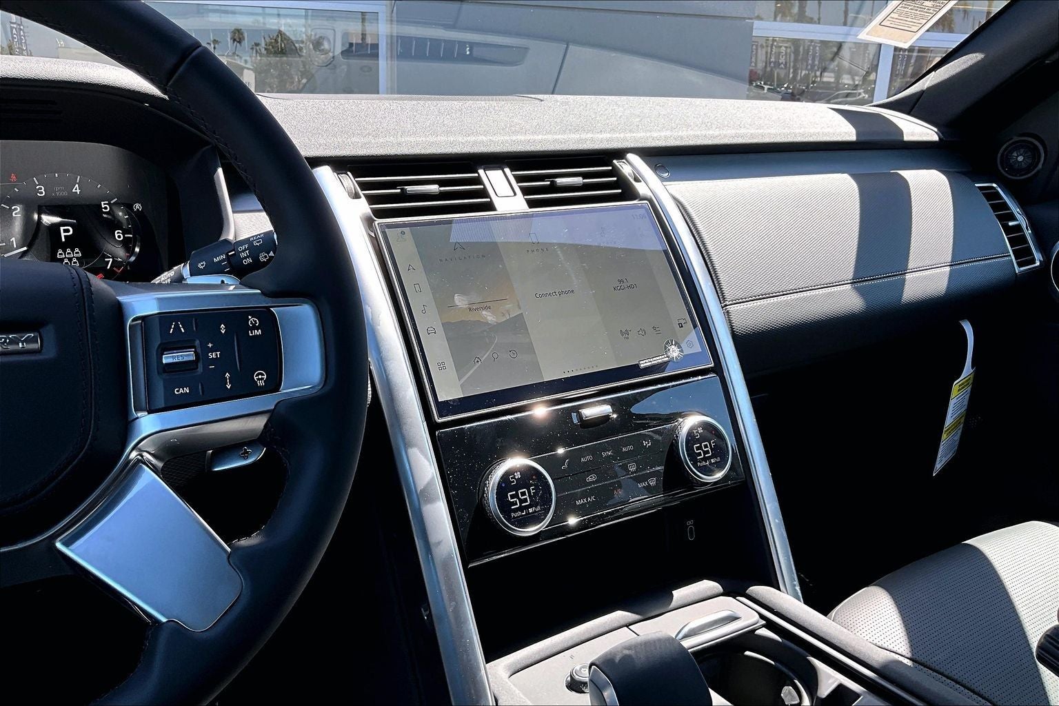 2026 Land Rover Discovery Dynamic SE