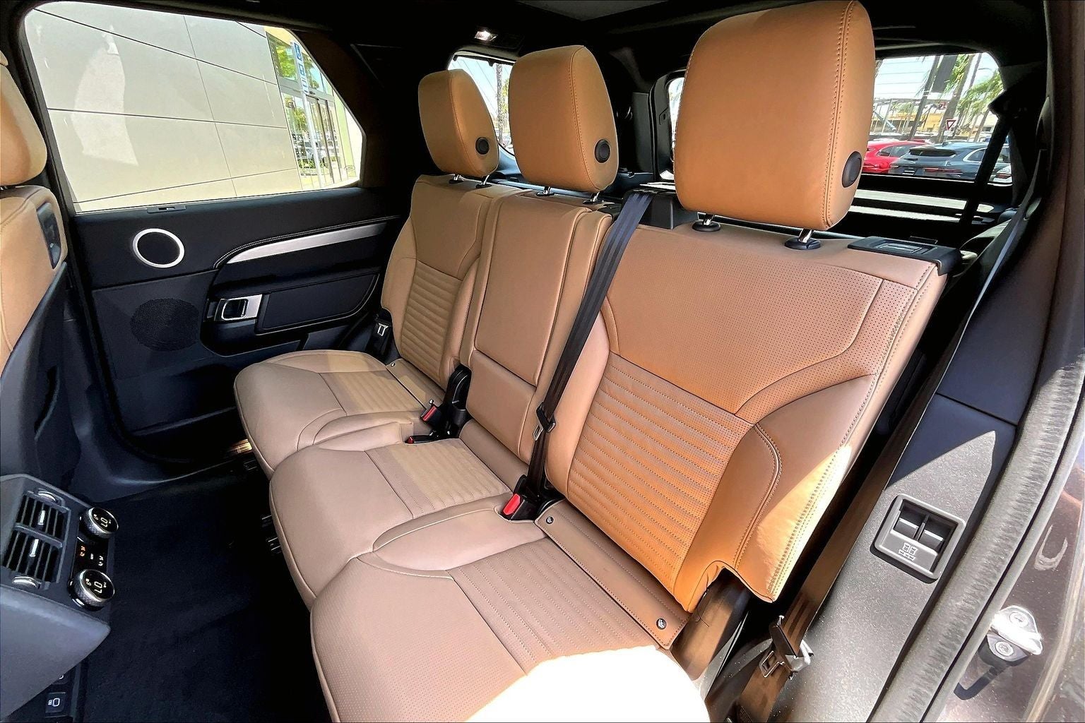 2026 Land Rover Discovery Dynamic SE