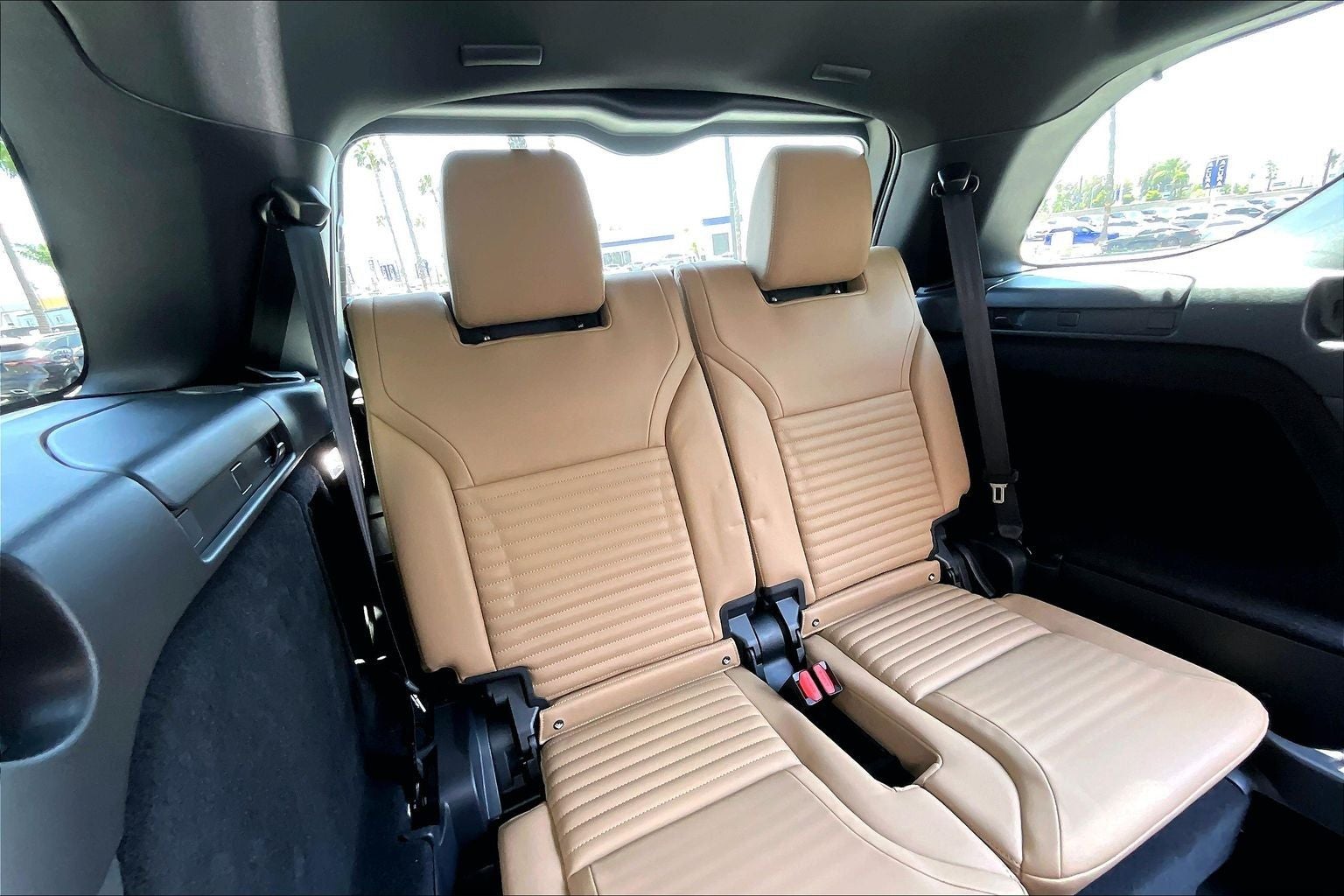 2026 Land Rover Discovery Dynamic SE