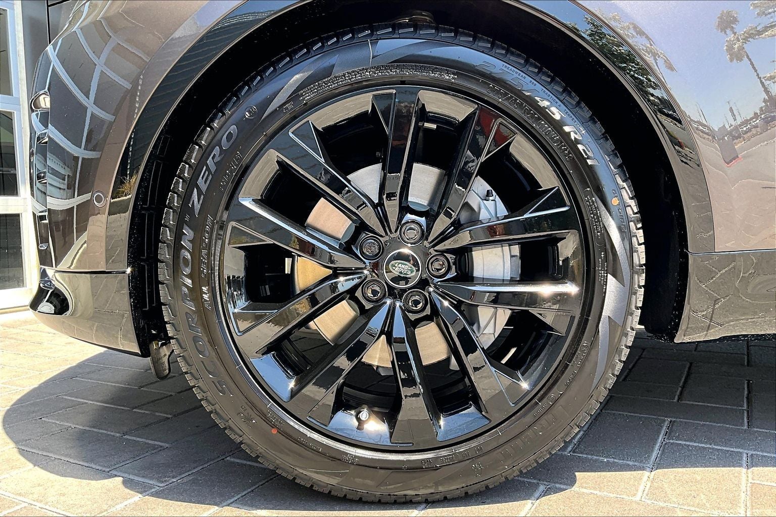 2026 Land Rover Discovery Dynamic SE