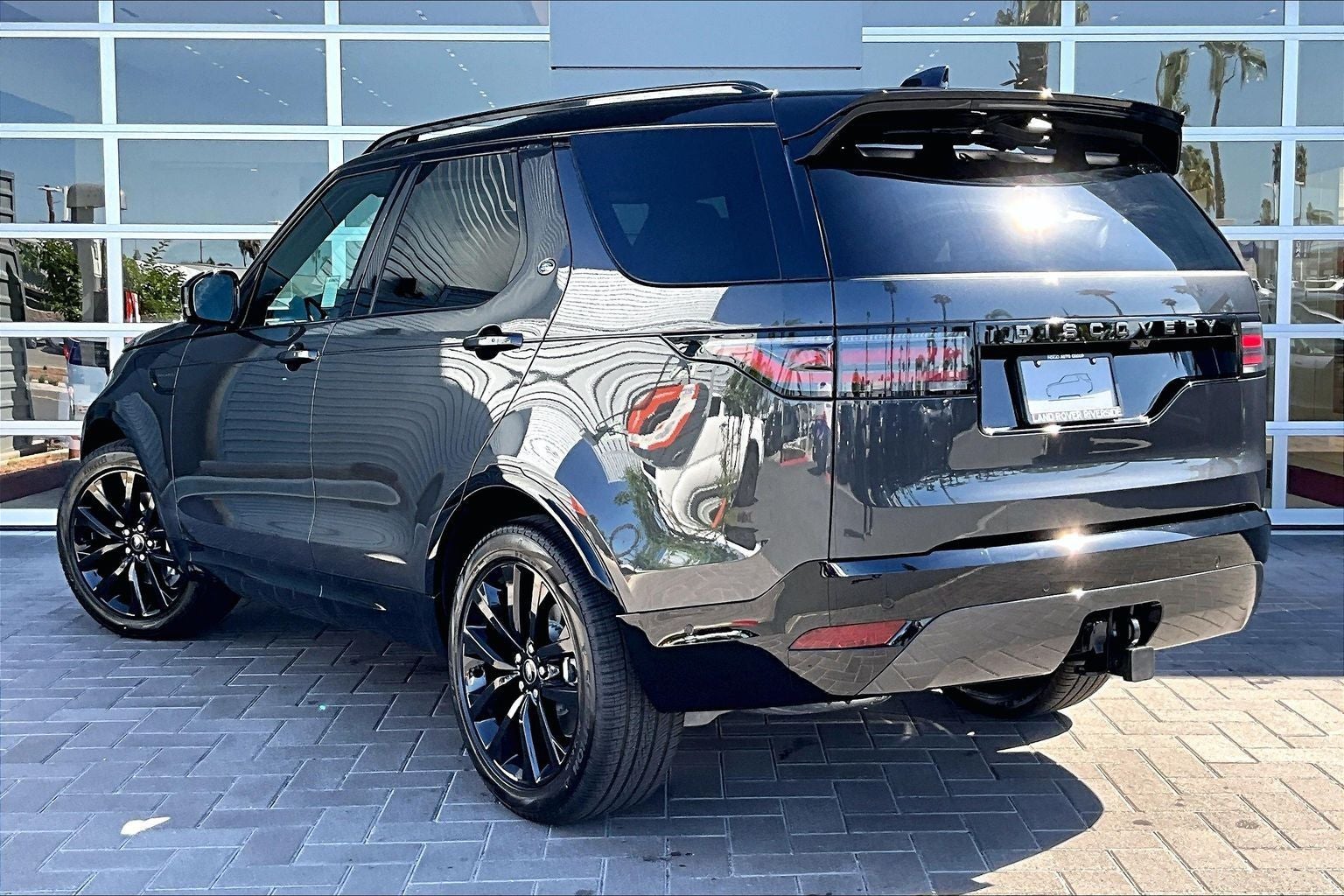 2026 Land Rover Discovery Dynamic SE