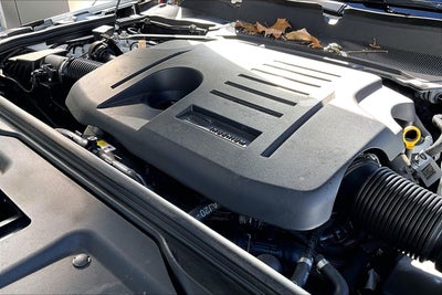 2025 Land Rover Discovery Dynamic SE