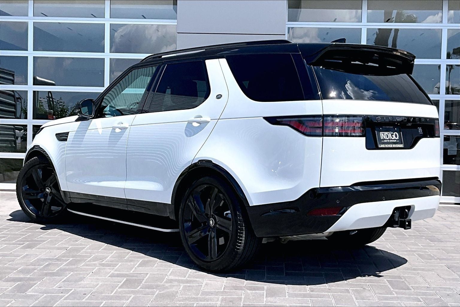 2025 Land Rover Discovery Dynamic SE