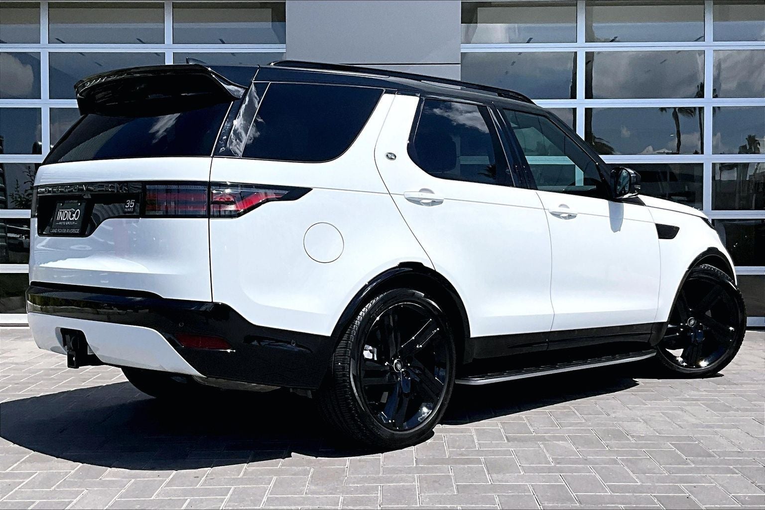 2025 Land Rover Discovery Dynamic SE