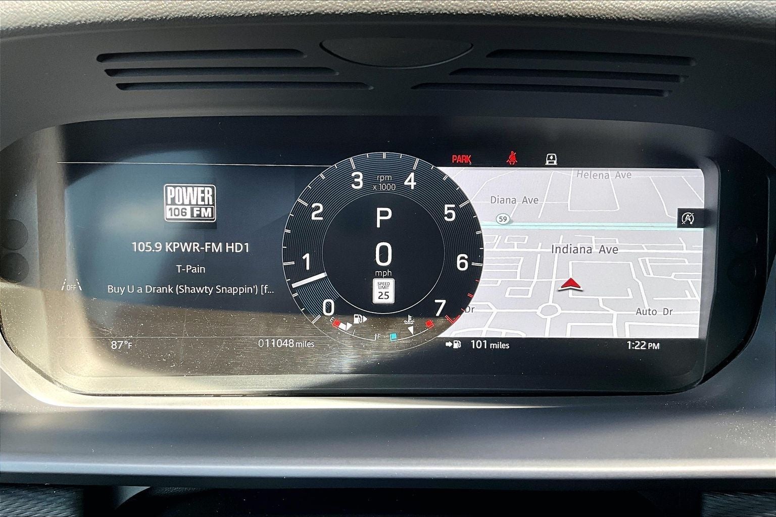 2025 Land Rover Discovery Dynamic SE