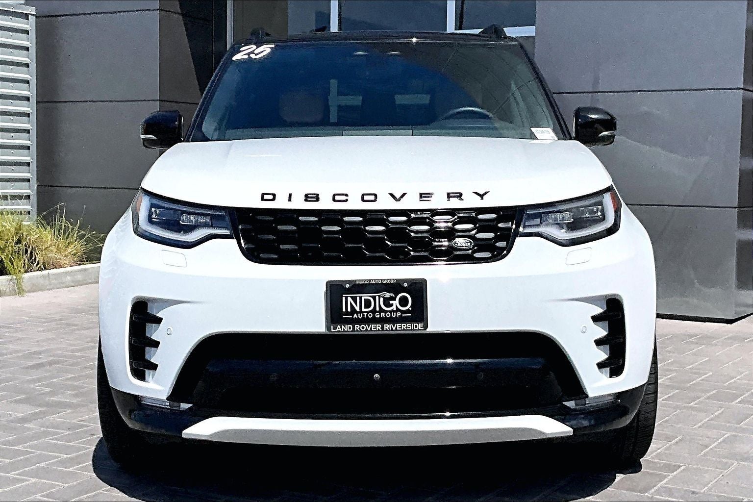 2025 Land Rover Discovery Dynamic SE