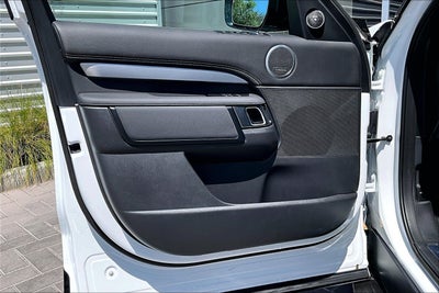 2025 Land Rover Discovery Dynamic SE