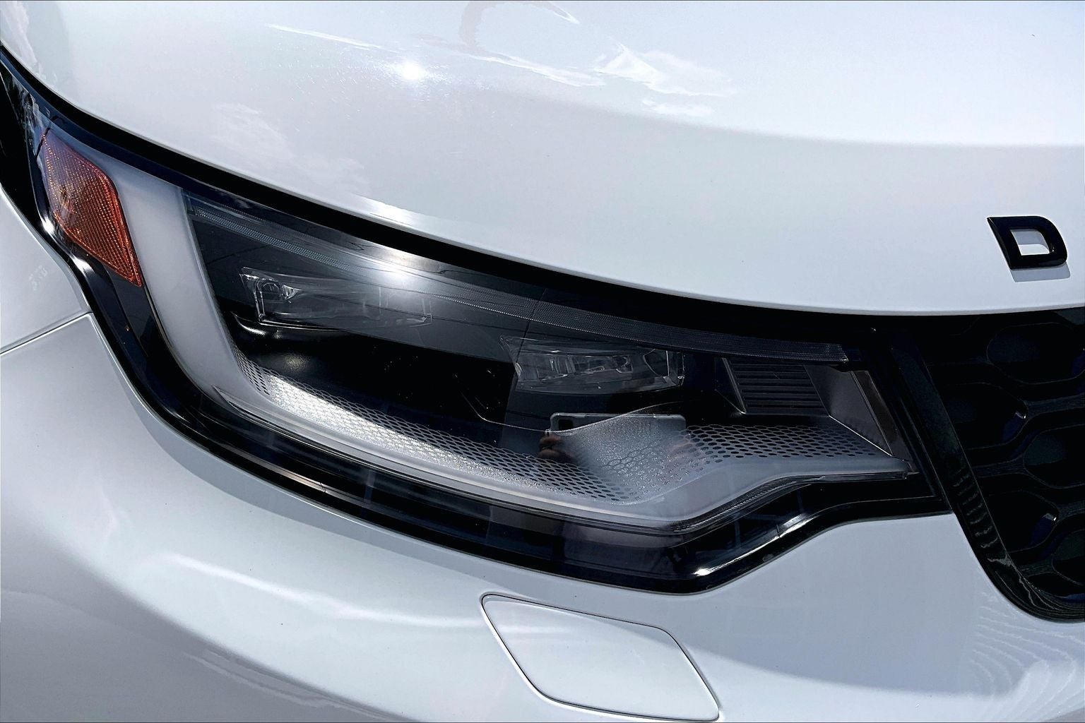 2025 Land Rover Discovery Dynamic SE