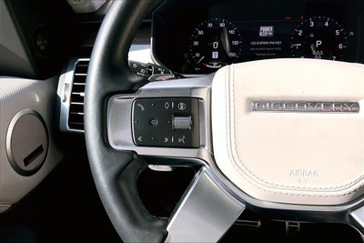 2025 Land Rover Discovery Dynamic SE