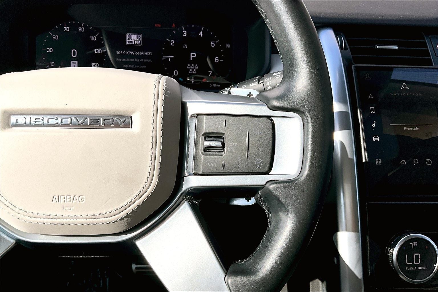 2025 Land Rover Discovery Dynamic SE