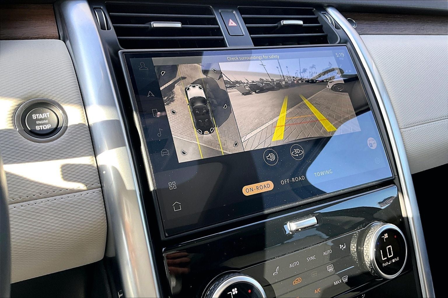 2025 Land Rover Discovery Dynamic SE