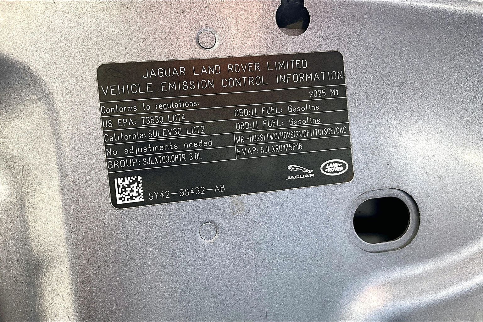 2025 Land Rover Discovery Dynamic SE