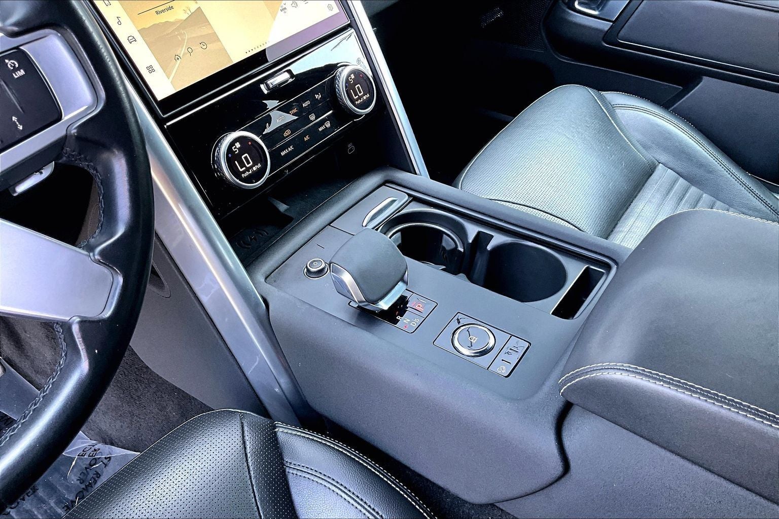 2023 Land Rover Discovery S R-Dynamic
