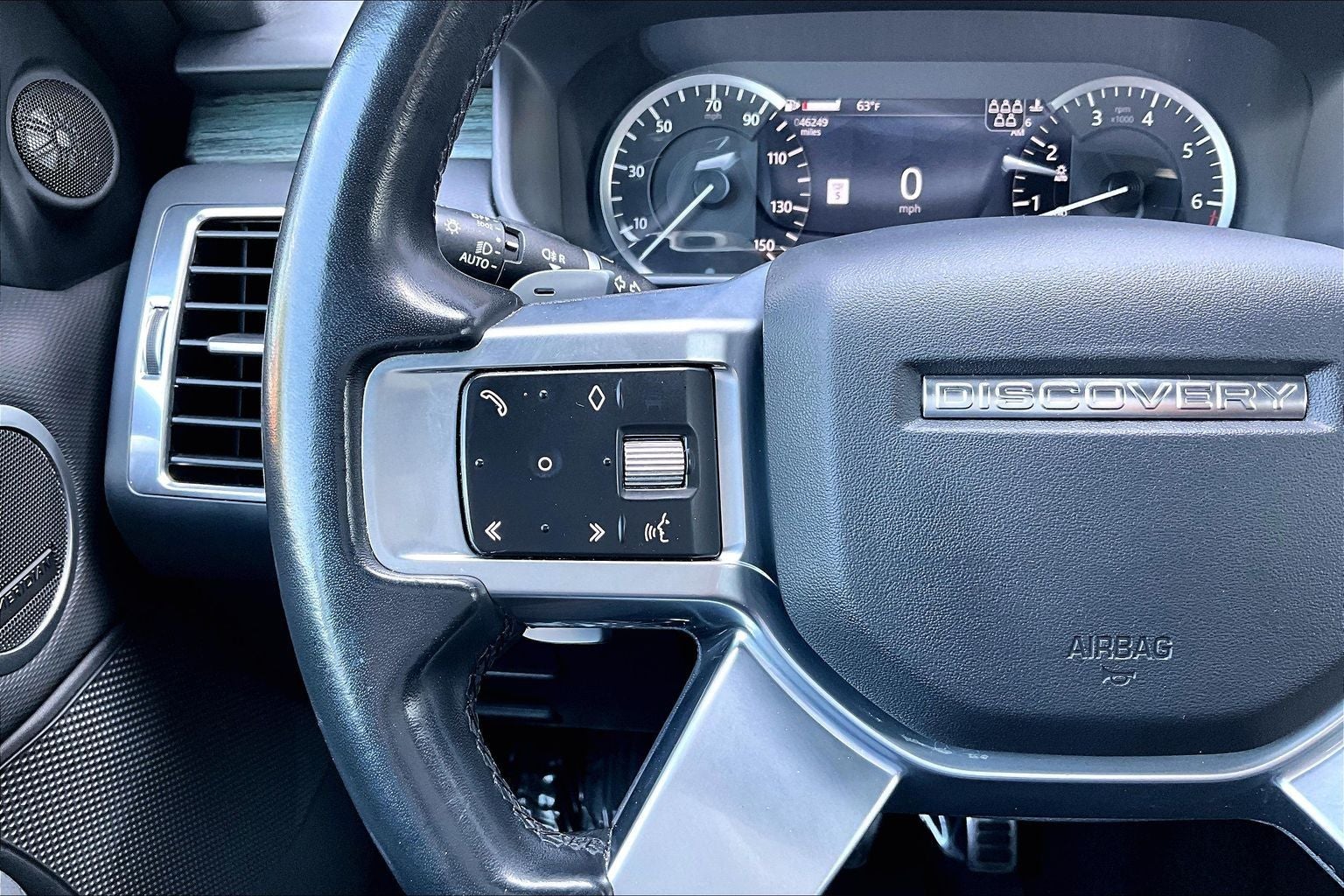 2023 Land Rover Discovery S R-Dynamic