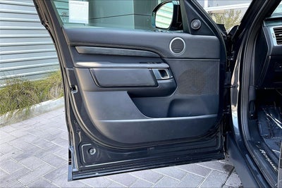 2023 Land Rover Discovery S R-Dynamic