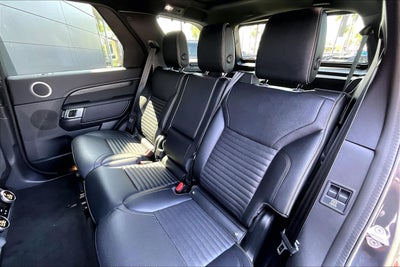 2023 Land Rover Discovery S R-Dynamic