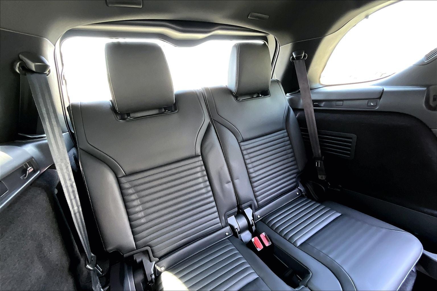 2023 Land Rover Discovery S R-Dynamic